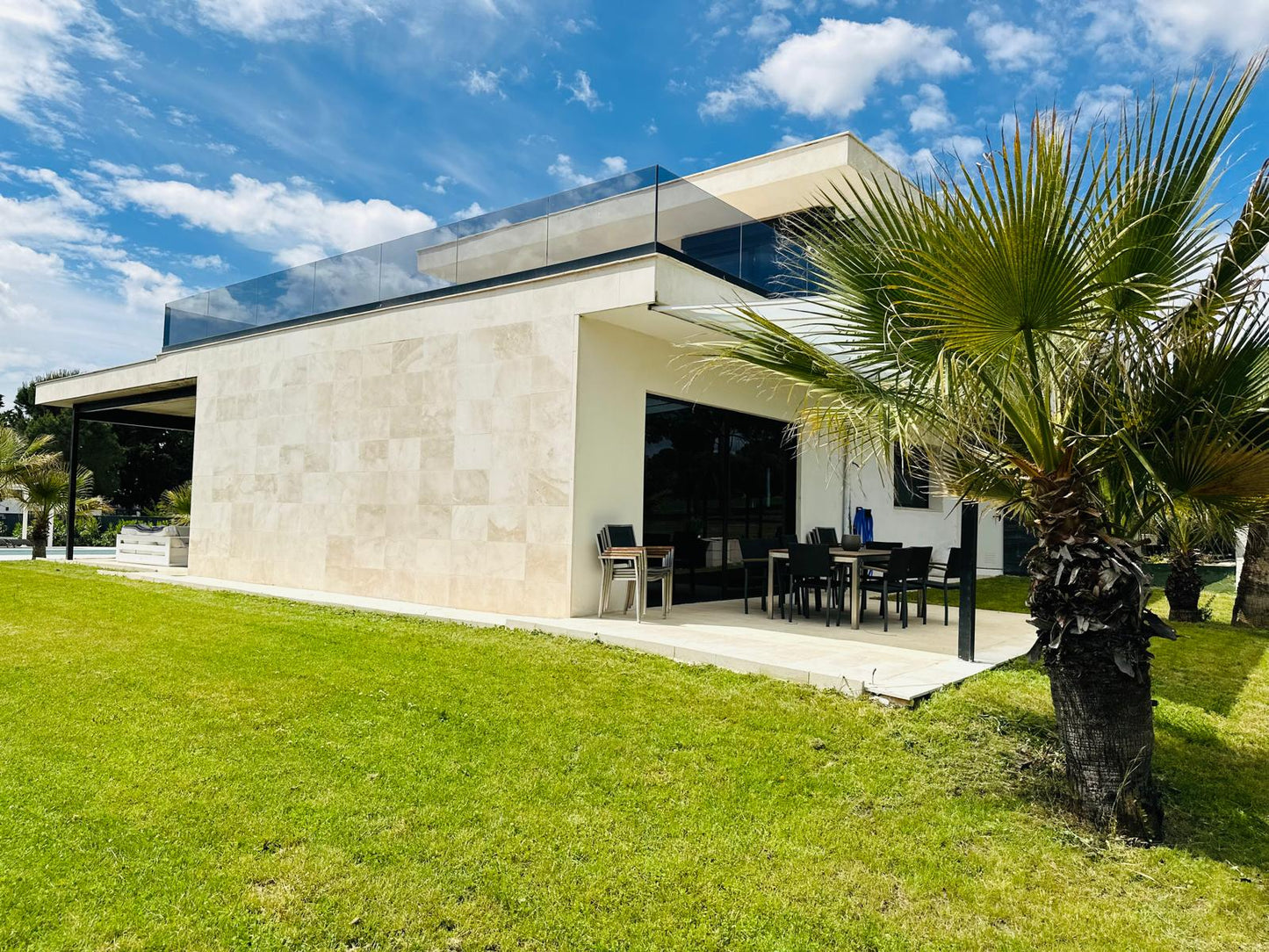 moderno-chalet-en-ciudalcampo-ref-cdc188549