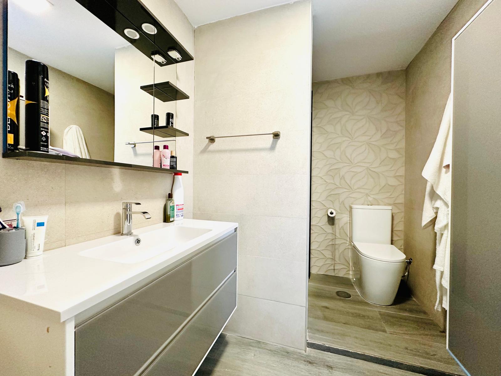 moderno-chalet-en-ciudalcampo-ref-cdc188538