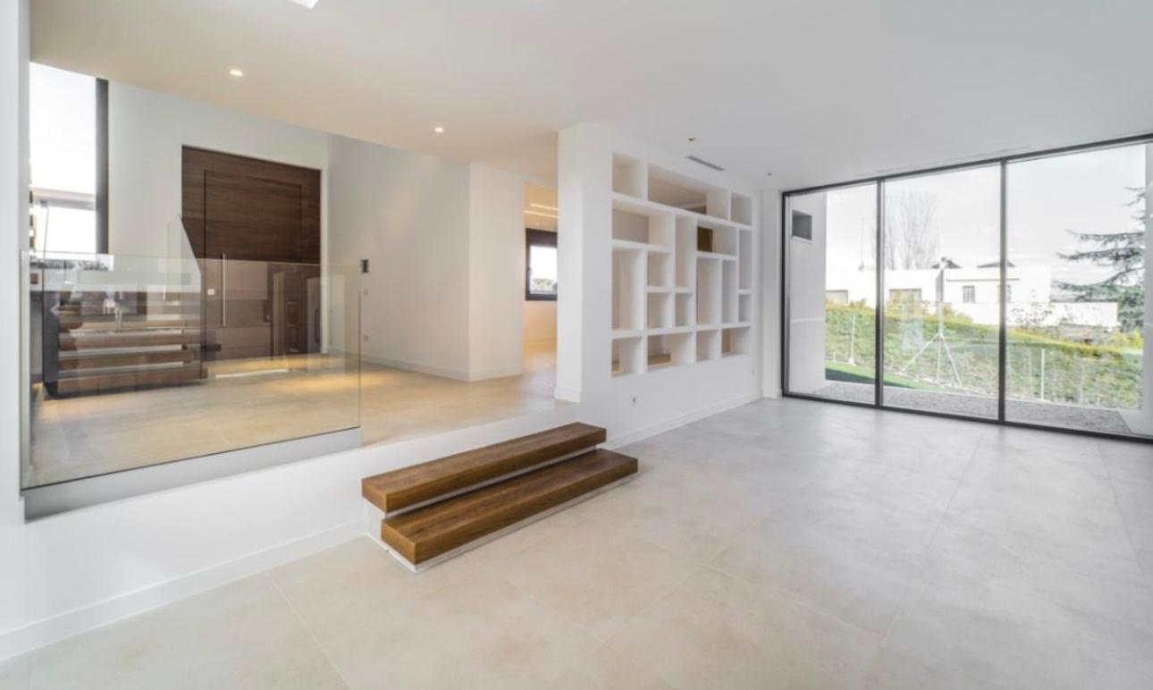 moderno-chalet-en-ciudalcampo-ref-cdc189816