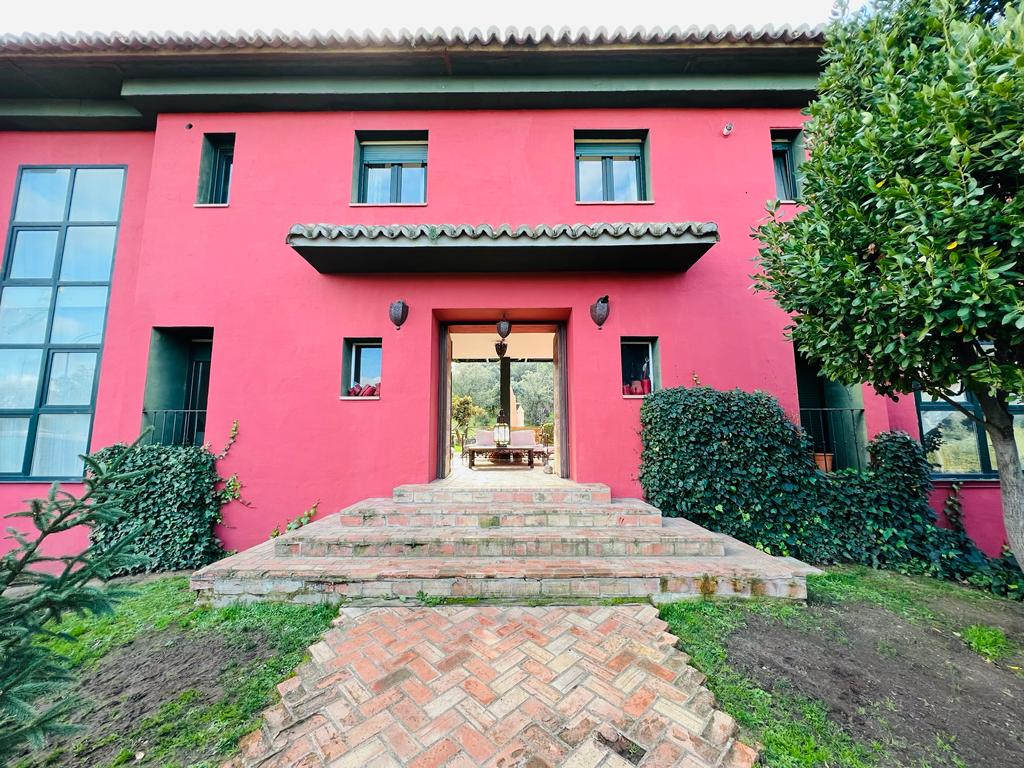 moderno-chalet-en-ciudalcampo-ref-cdc180468