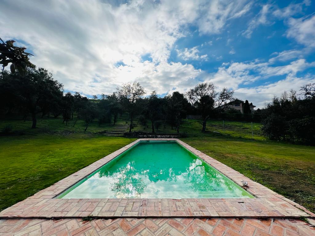 moderno-chalet-en-ciudalcampo-ref-cdc180469
