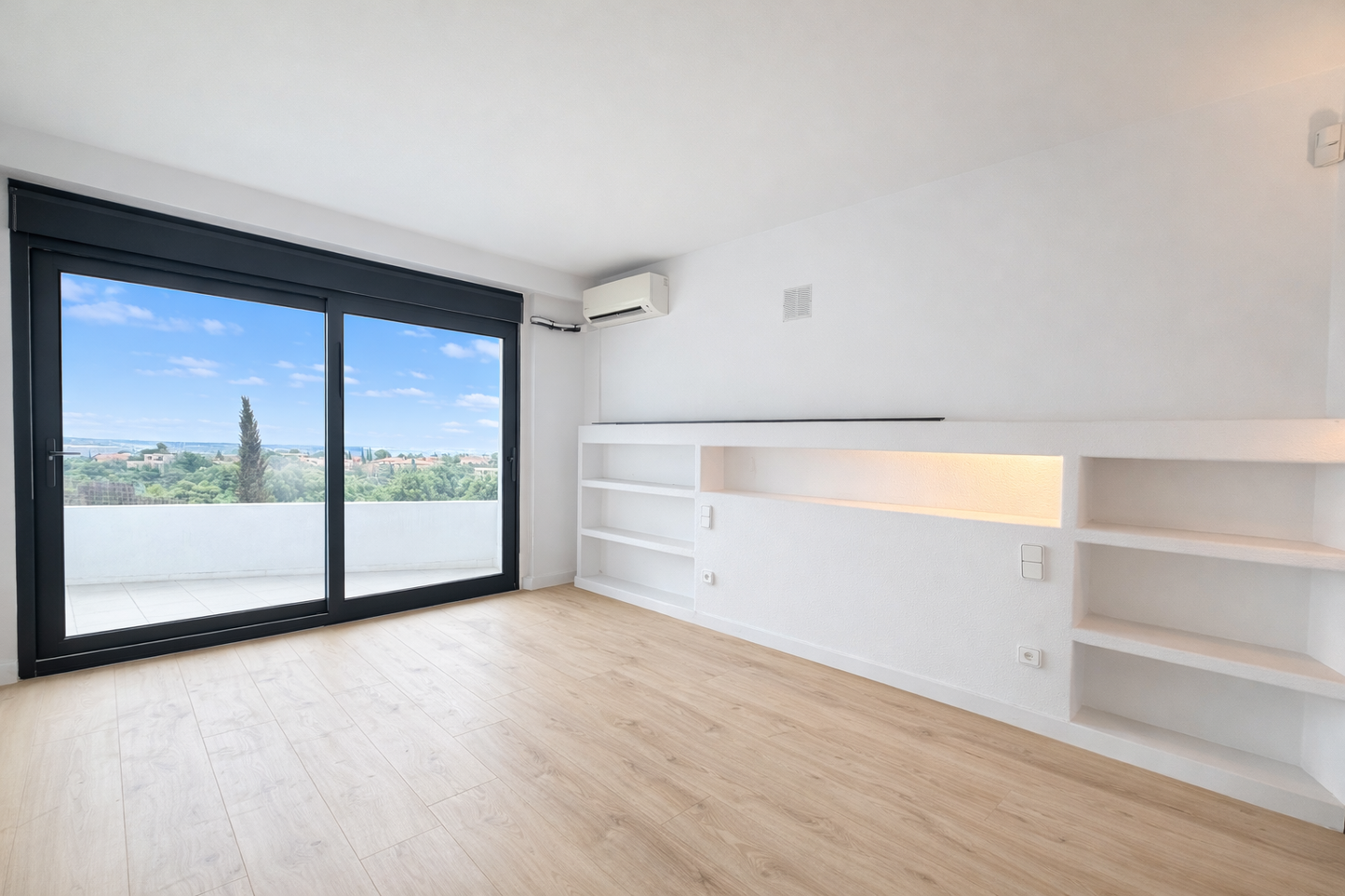 Casa o chalet independiente en venta en Ciudalcampo(Ref. CDC1932)