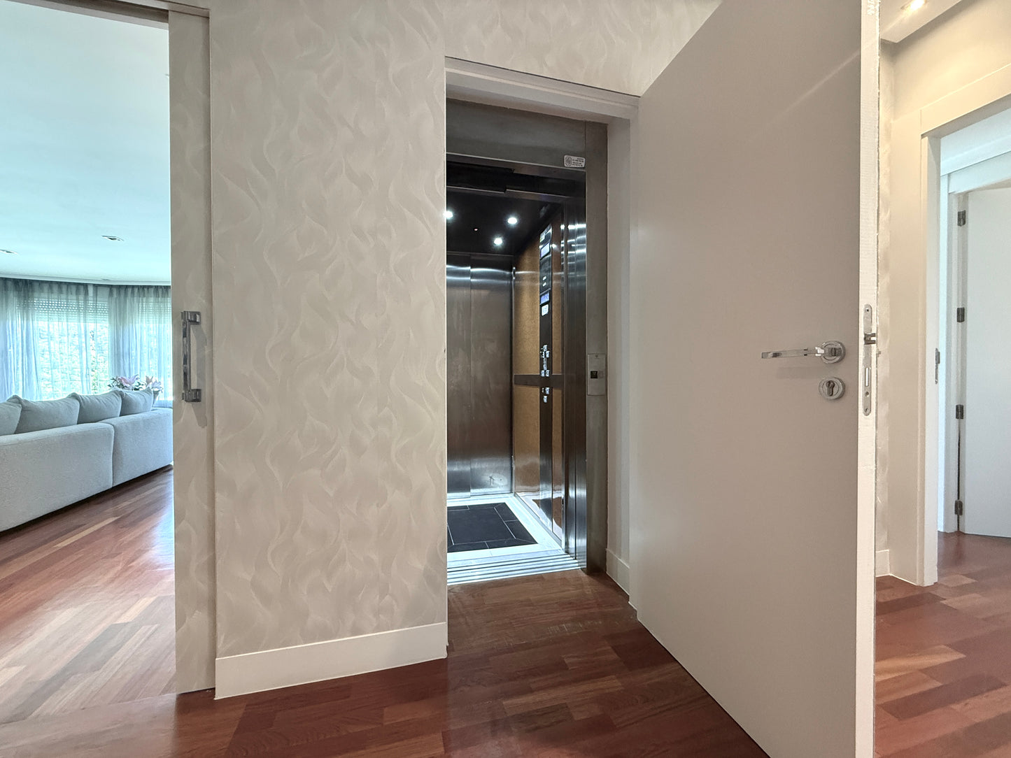 Moderno Chalet en Ciudalcampo (Ref. ACD1703)