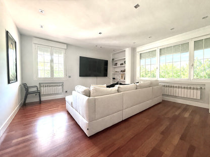 Moderno Chalet en Ciudalcampo (Ref. ACD1703)