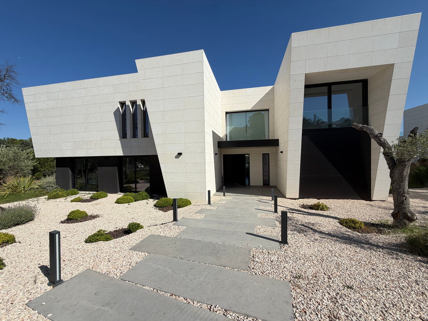 Moderno Chalet en Ciudalcampo (Ref. ACD1704)