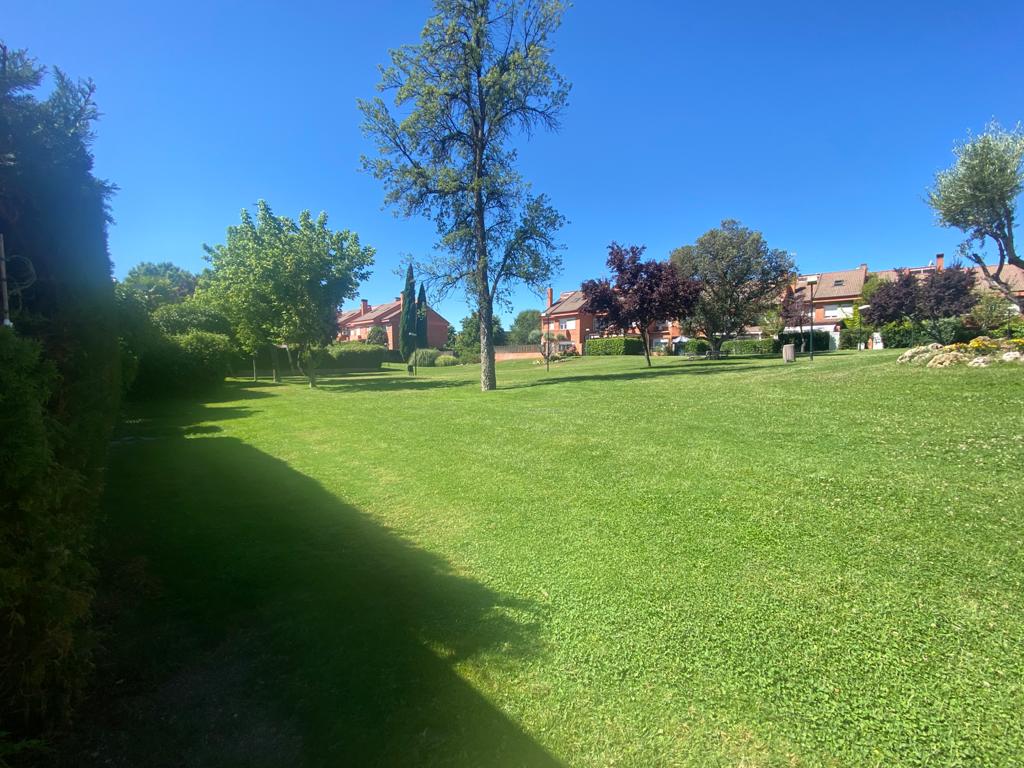 Casa o chalet independiente en venta en Ciudalcampo(Ref. CDC1627)