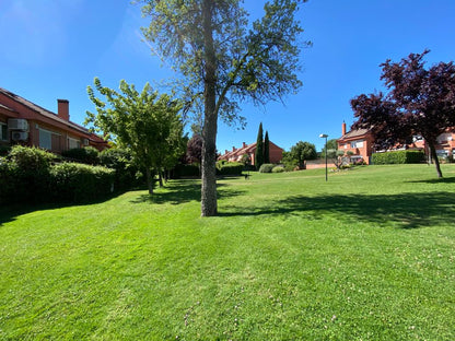 Casa o chalet independiente en venta en Ciudalcampo(Ref. CDC1627)