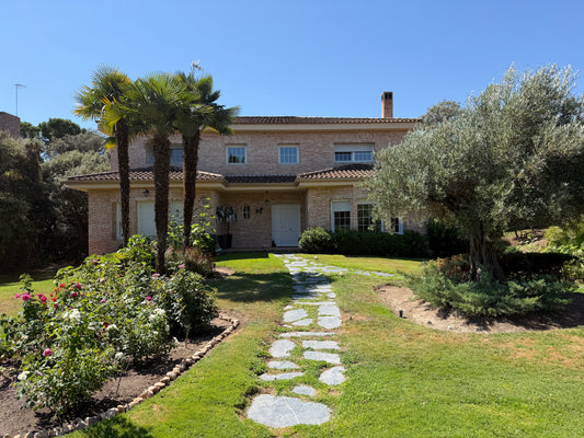 Casa o chalet independiente en venta en Ciudalcampo(Ref.CDC1984)