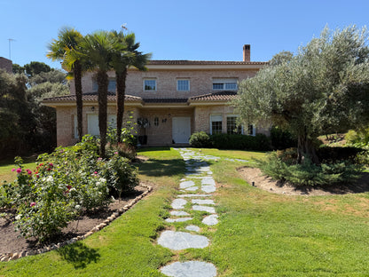 Casa o chalet independiente en venta en Ciudalcampo(Ref.CDC1984)