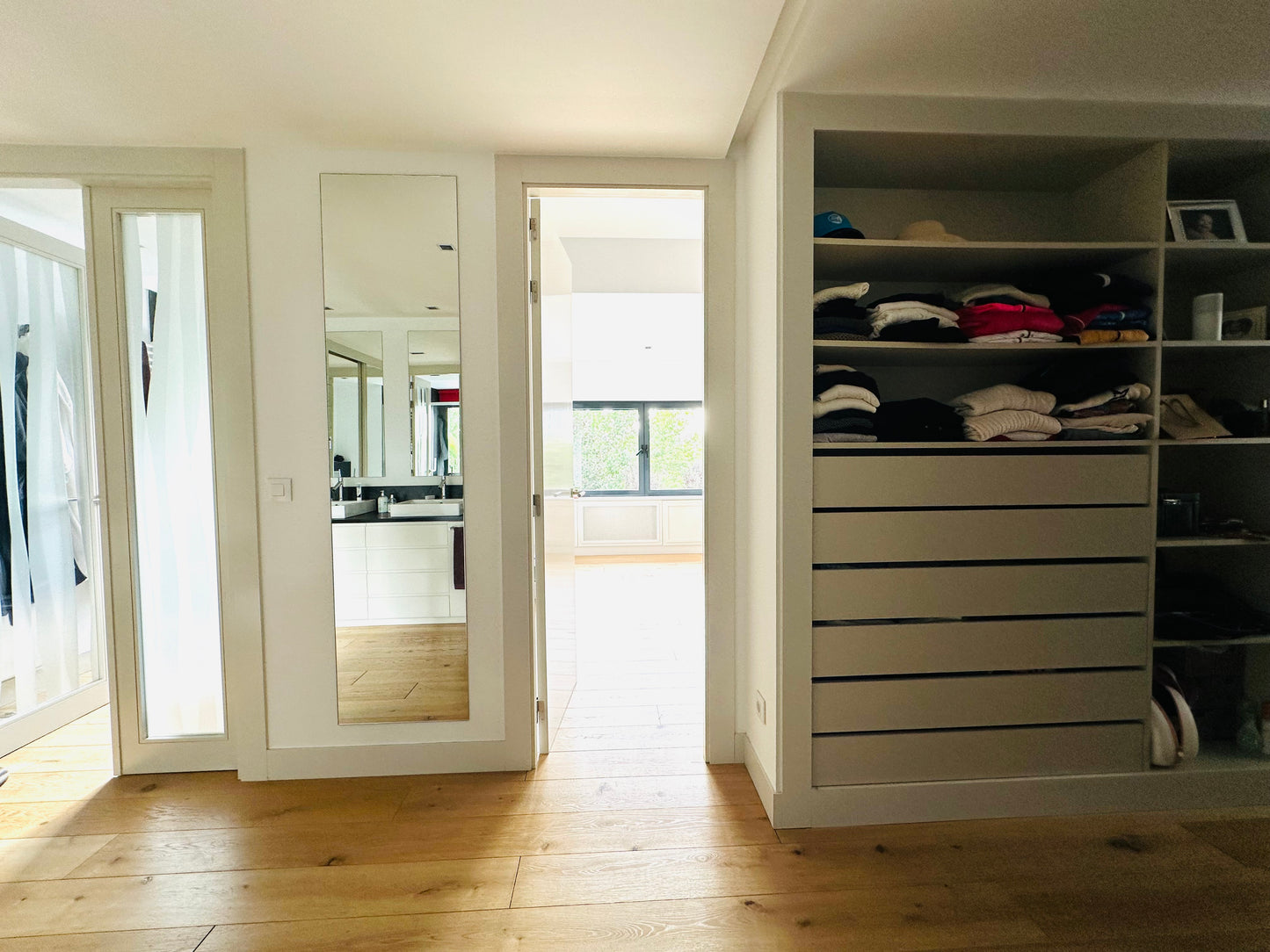 Moderno Chalet en La Moraleja (Ref. AM1688)
