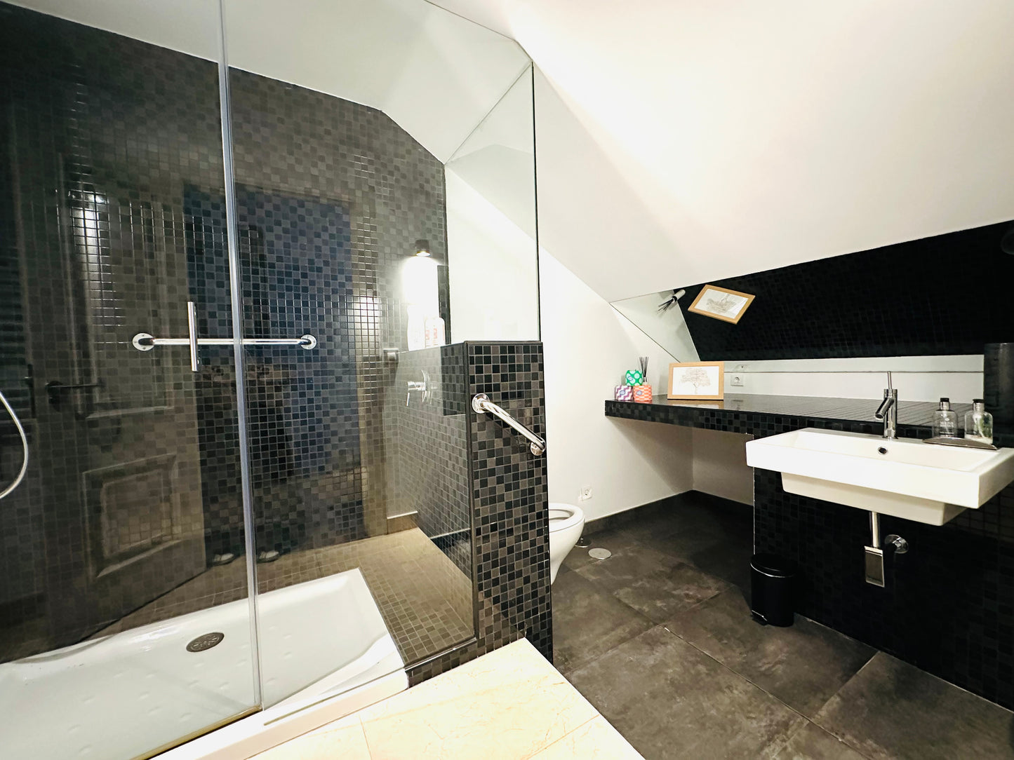 Moderno Chalet en La Moraleja (Ref. AM1688)