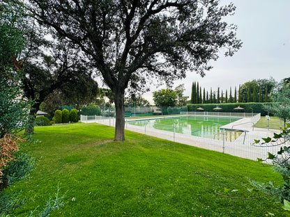 Moderno Chalet en La Moraleja (Ref. AM1688)