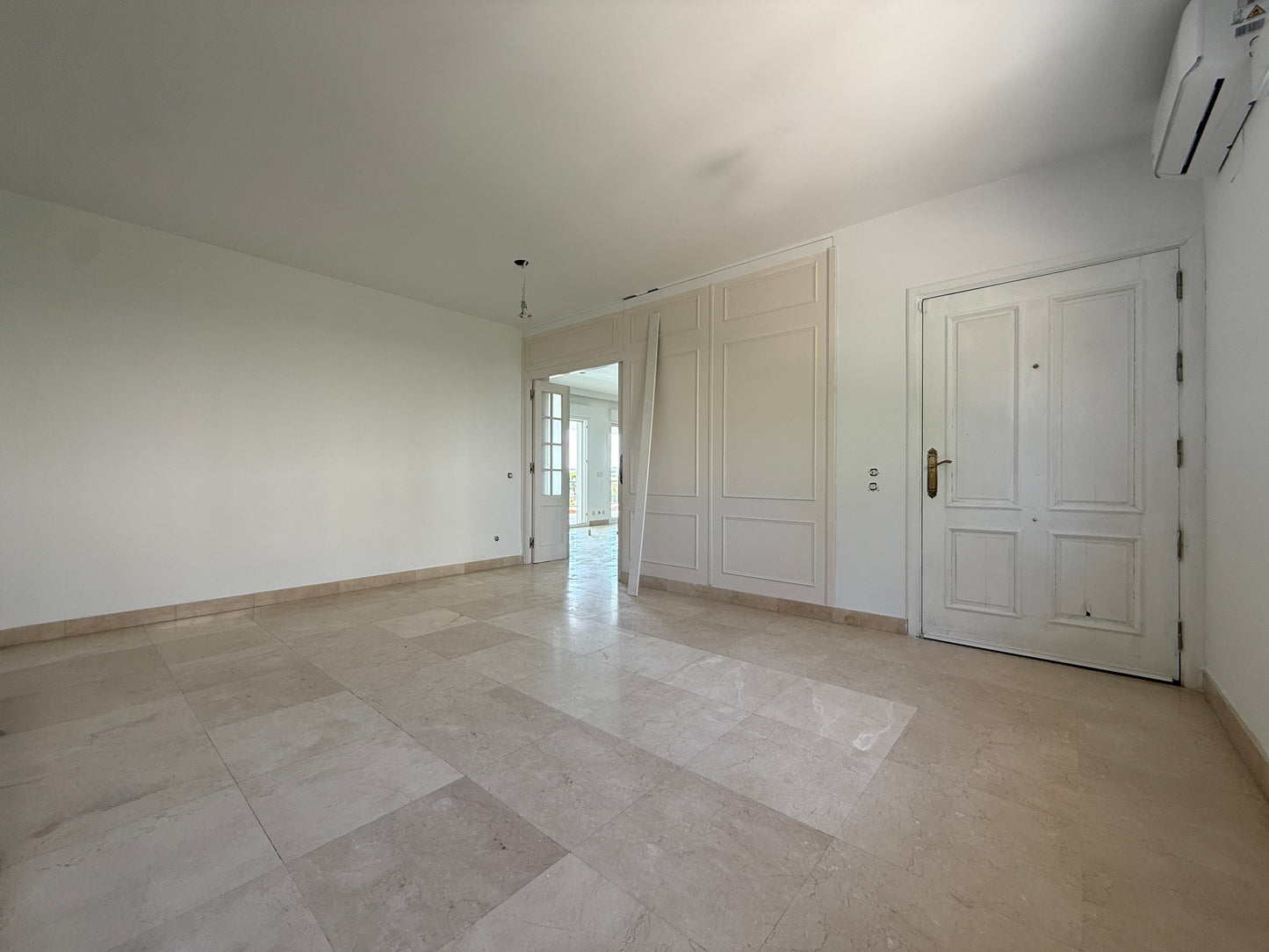Moderno Chalet en Santo Domingo (Ref. AST1702)