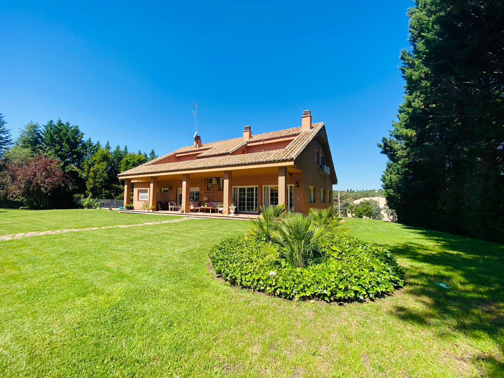 houseandhouse chalet venta ciudalcampo cdc1728-36