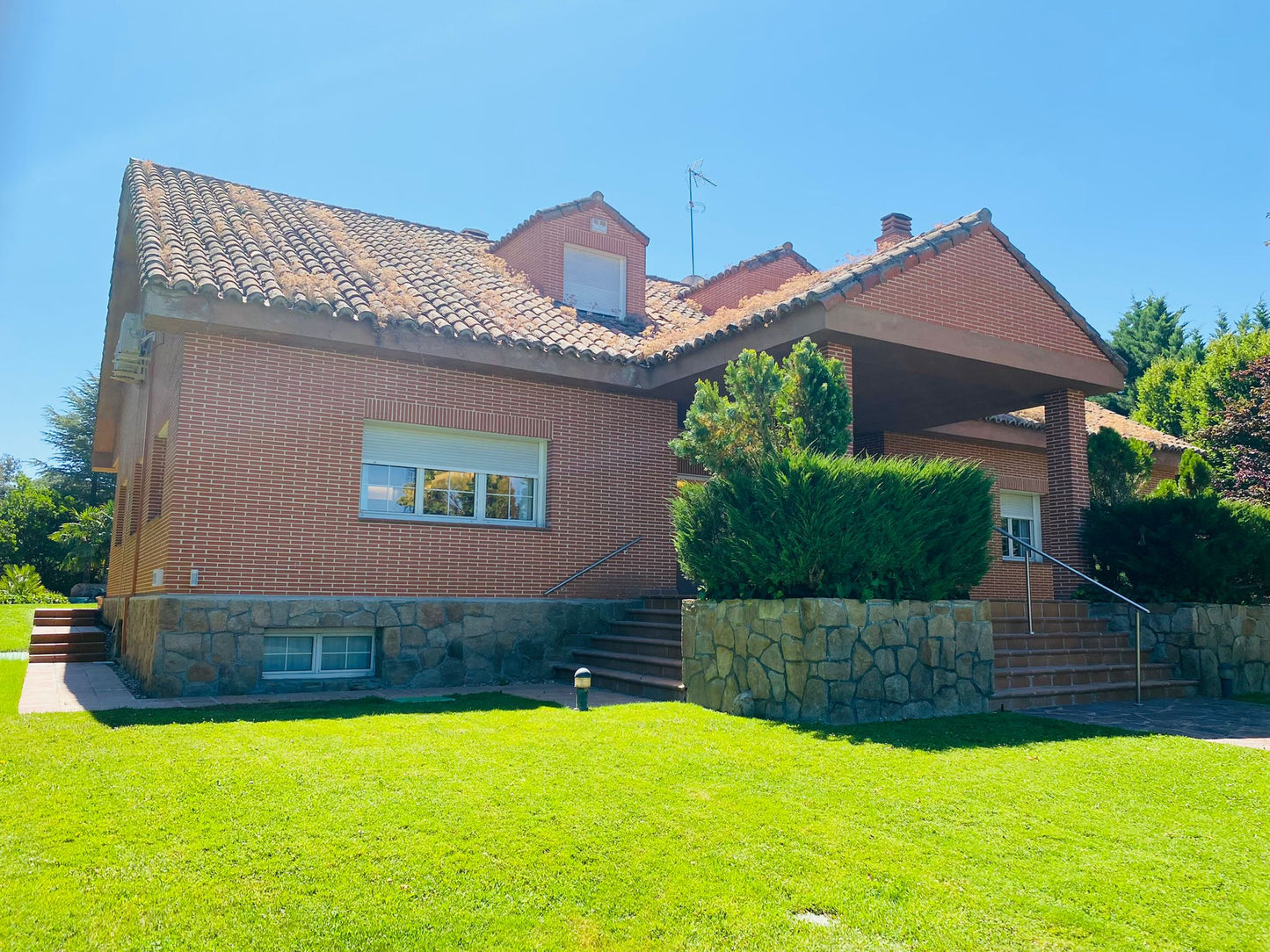 houseandhouse chalet venta ciudalcampo cdc1728-40