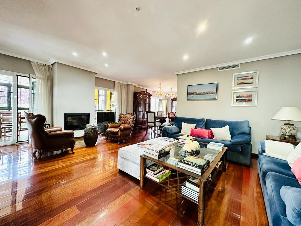 Casa o chalet independiente en venta en Ciudalcampo(Ref.CDC1838)